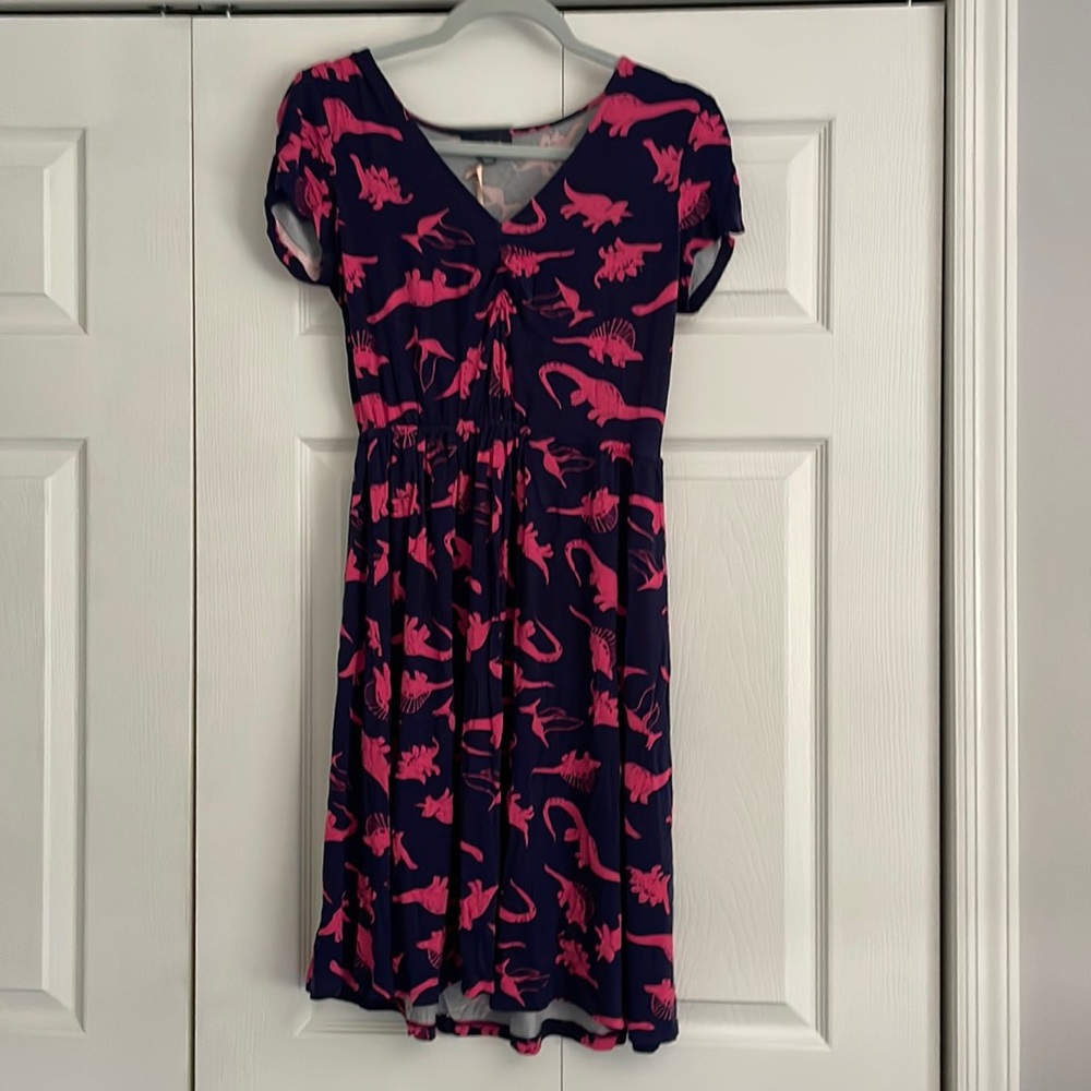 Cute dinosaur dress!